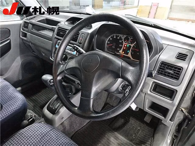 MITSUBISHI PAJERO MINI