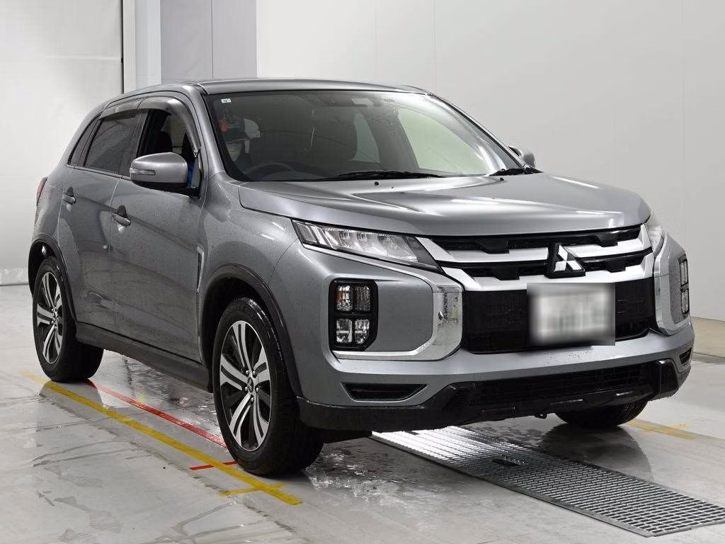 MITSUBISHI RVR