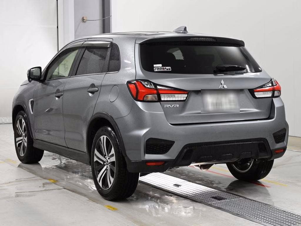MITSUBISHI RVR