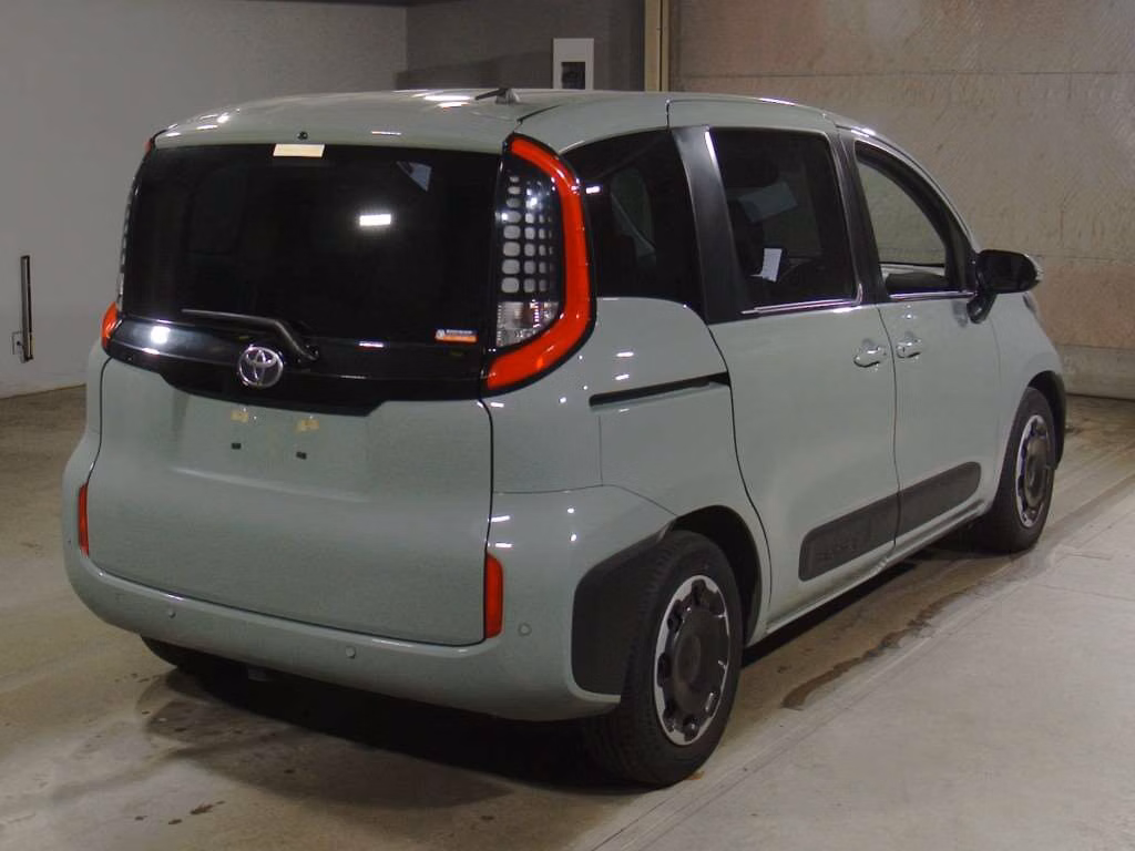 TOYOTA SIENTA
