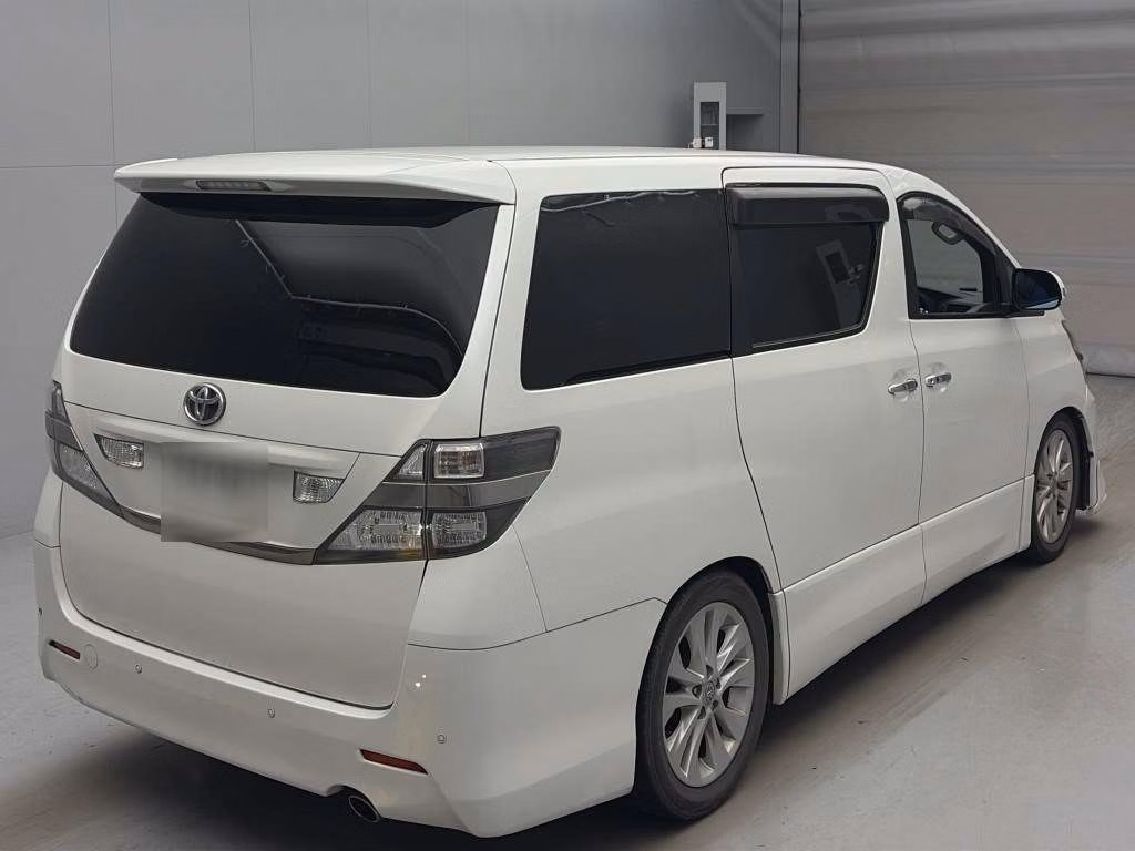 TOYOTA VELLFIRE