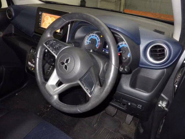 MITSUBISHI EK X