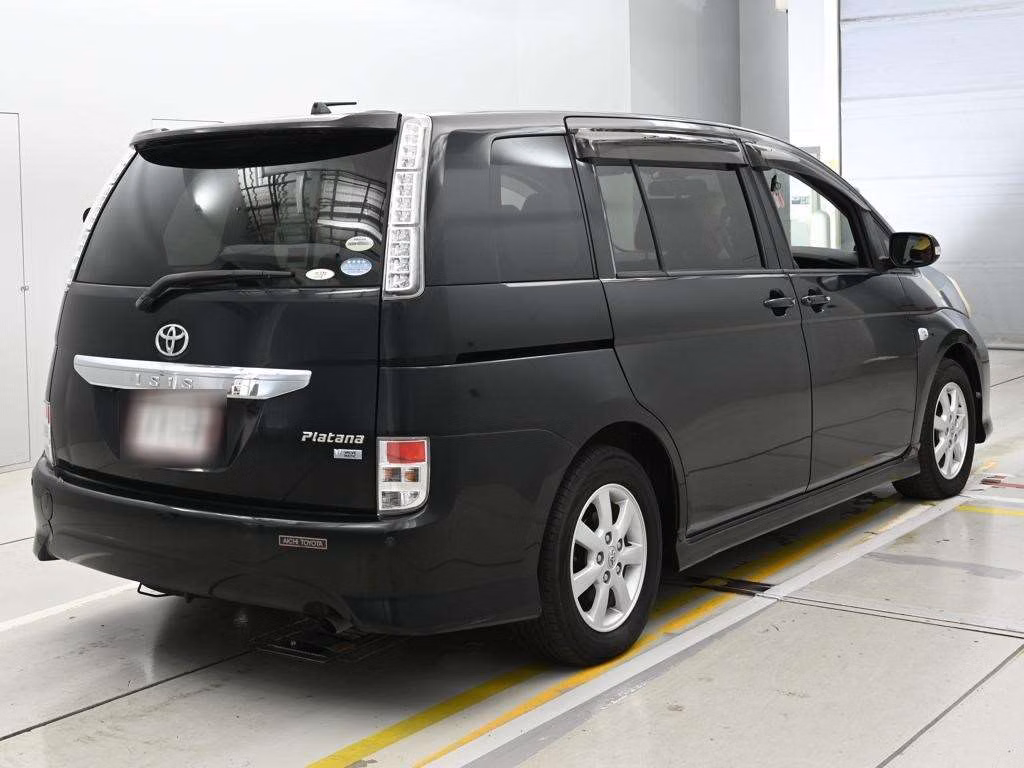 TOYOTA ISIS