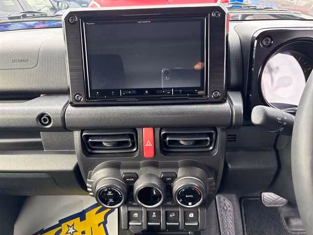 SUZUKI JIMNY SIERRA
