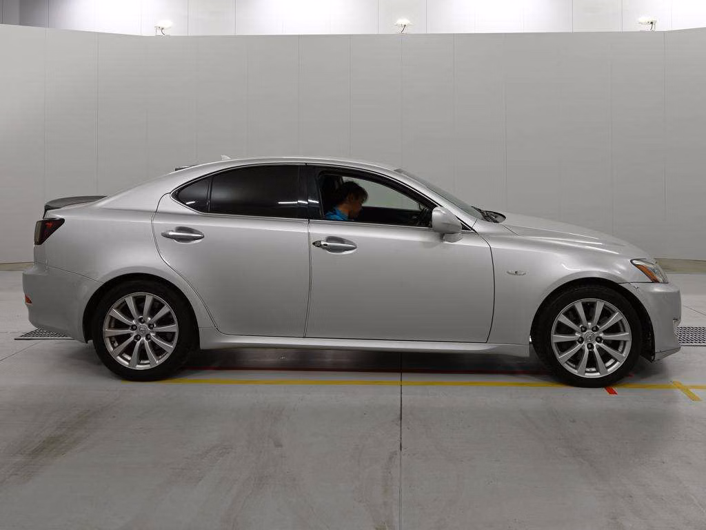 LEXUS IS350