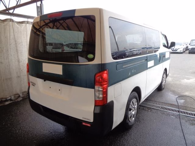 NISSAN NV350 CARAVAN