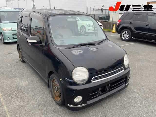 DAIHATSU MOVE LATTE