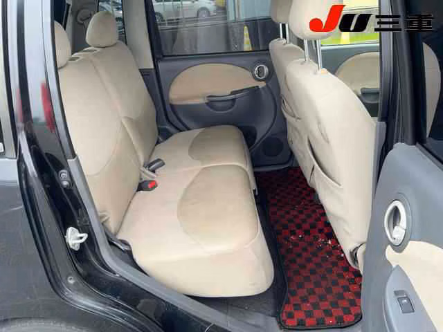 DAIHATSU MOVE LATTE