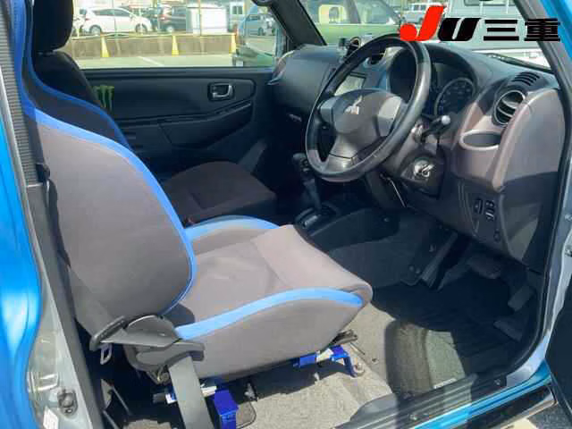 MITSUBISHI PAJERO MINI