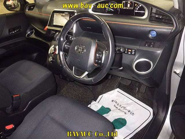 TOYOTA SIENTA
