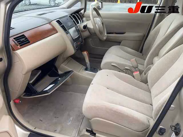NISSAN TIIDA LATIO