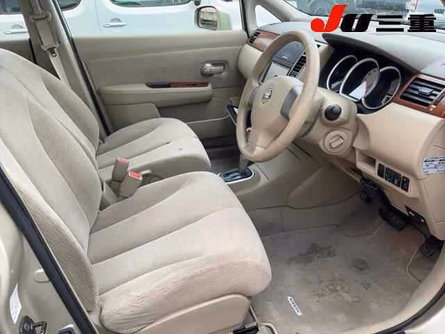 NISSAN TIIDA LATIO