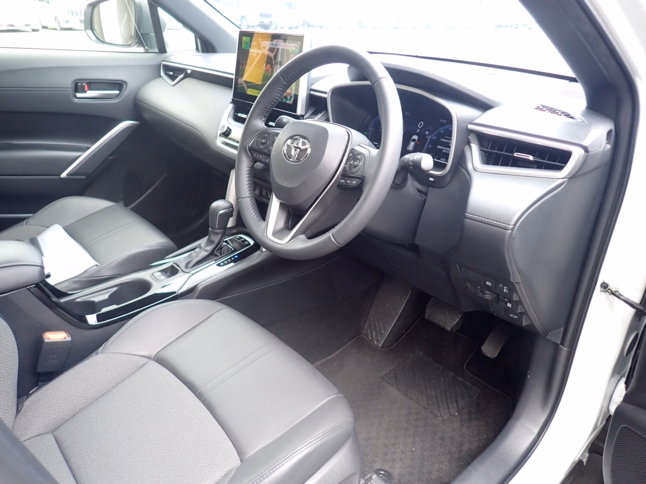 TOYOTA COROLLA CROSS