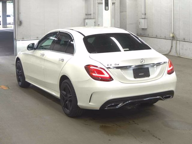 MERCEDES-BENZ C-CLASS