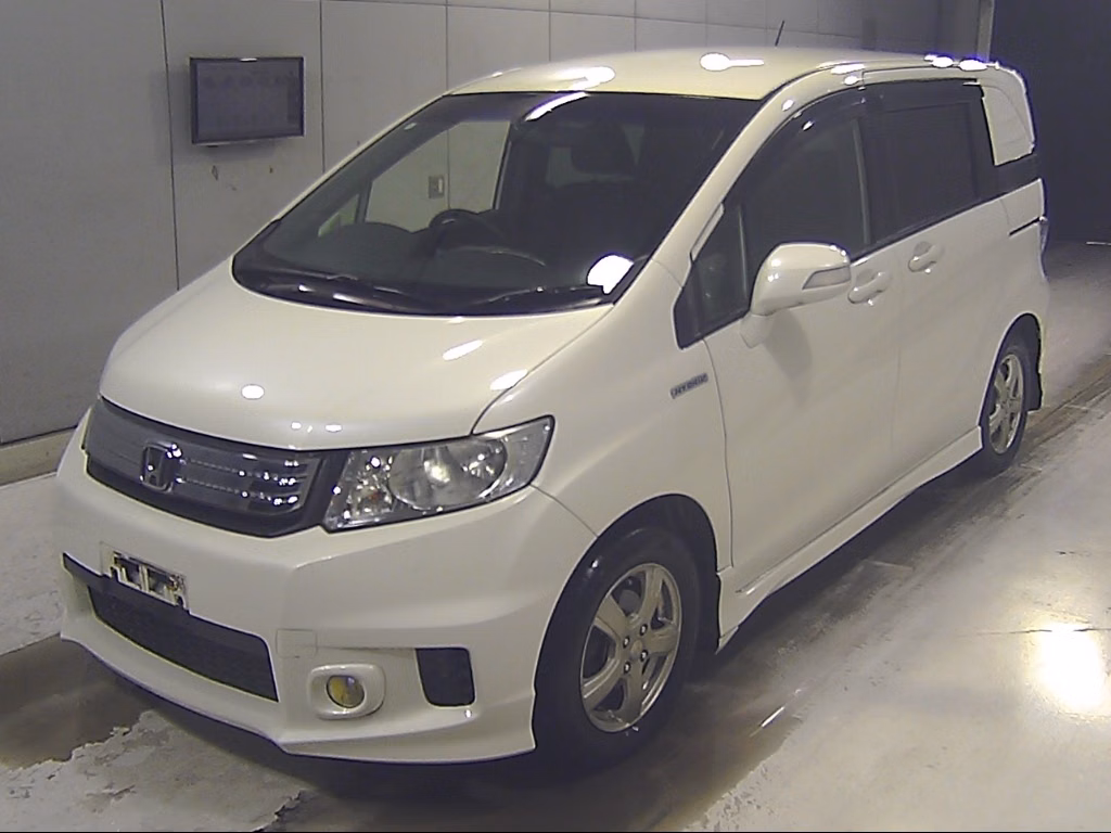HONDA FREED SPIKE