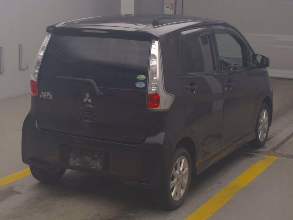 MITSUBISHI EK CUSTOM