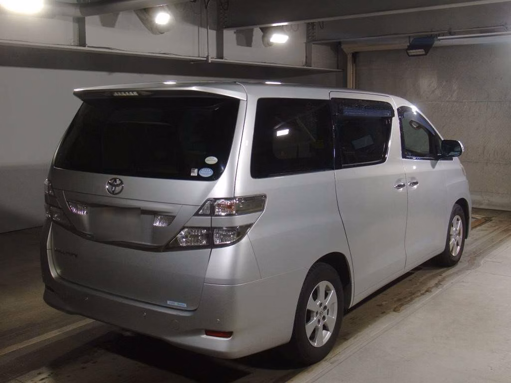 TOYOTA VELLFIRE