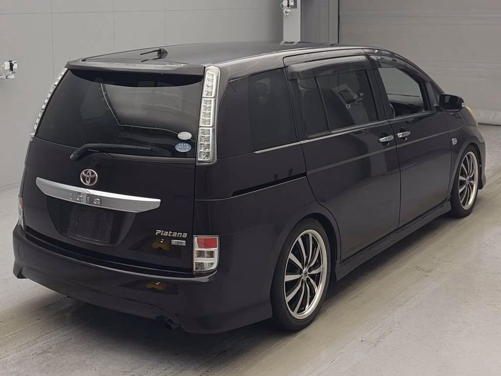 TOYOTA ISIS