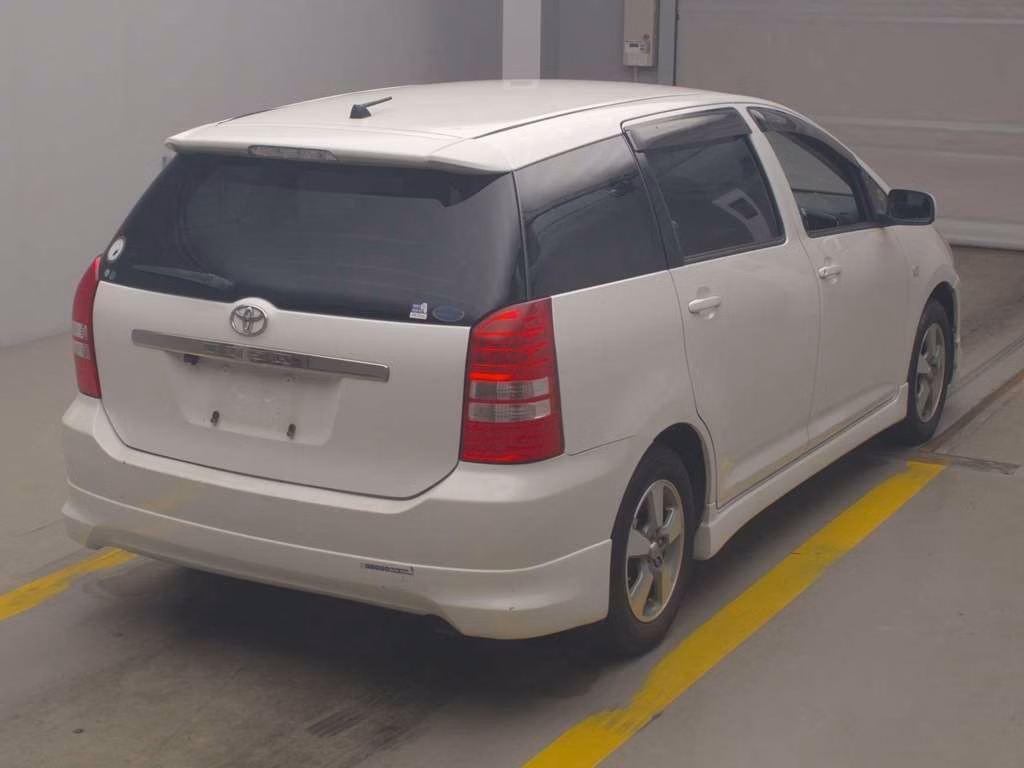 TOYOTA WISH