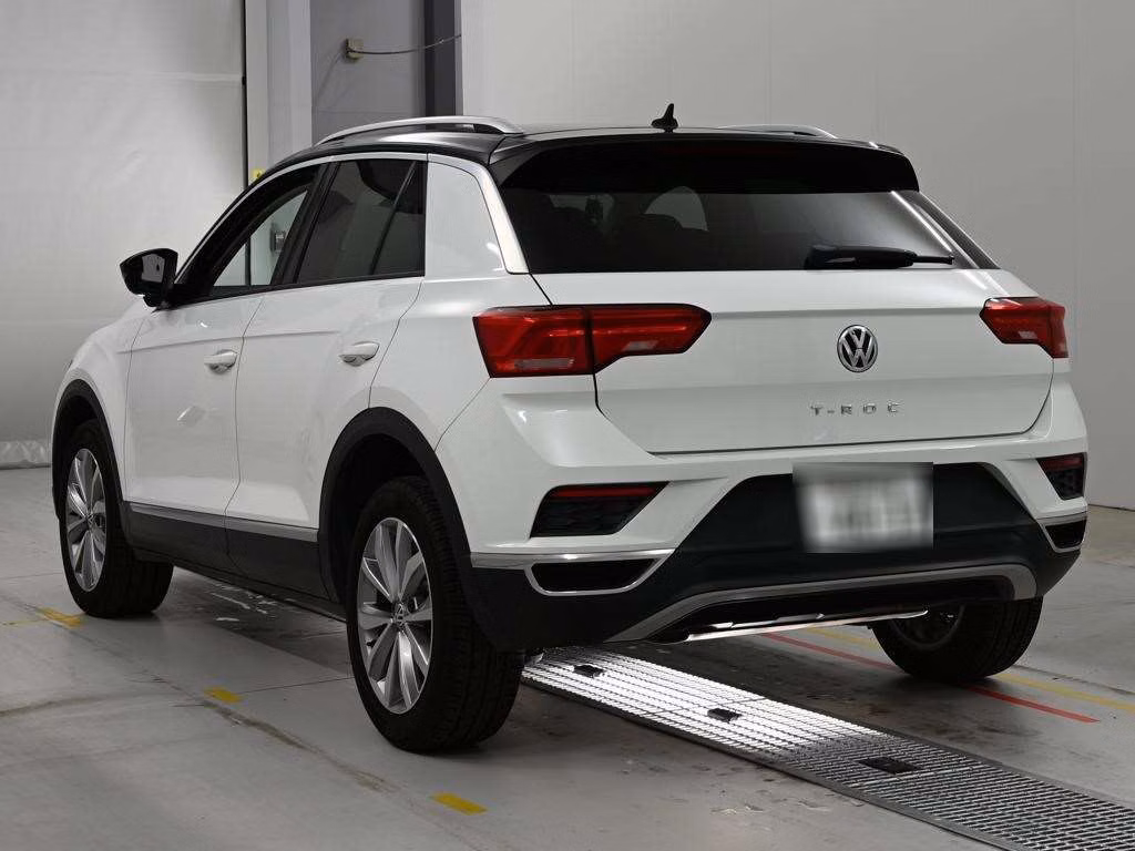 VOLKSWAGEN T-ROC