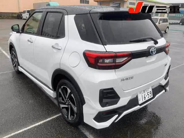 TOYOTA RAIZE