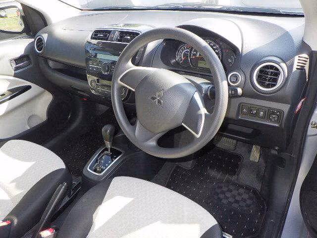 MITSUBISHI MIRAGE