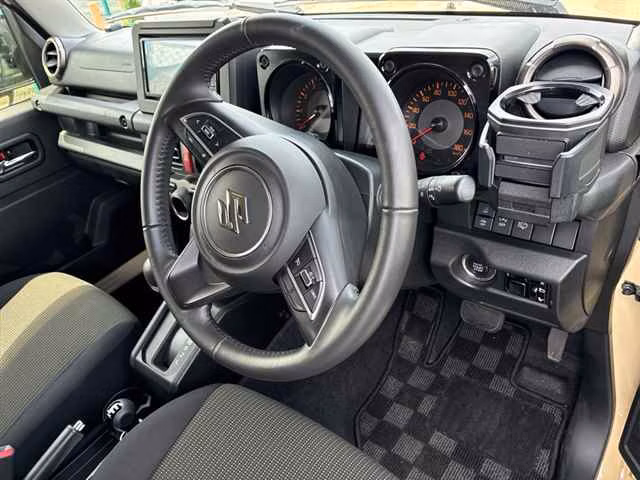 SUZUKI JIMNY SIERRA