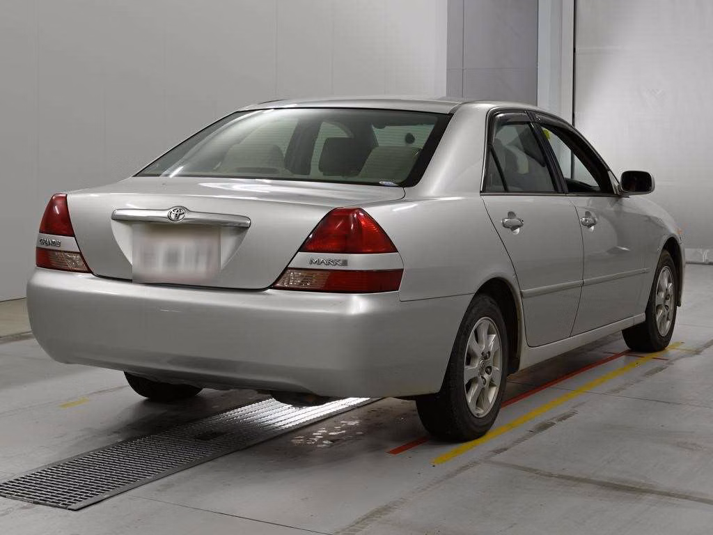 TOYOTA MARK II