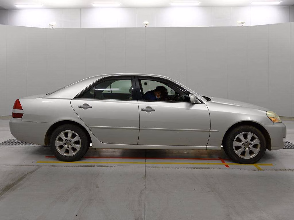 TOYOTA MARK II