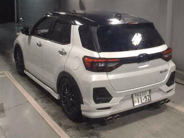 DAIHATSU ROCKY