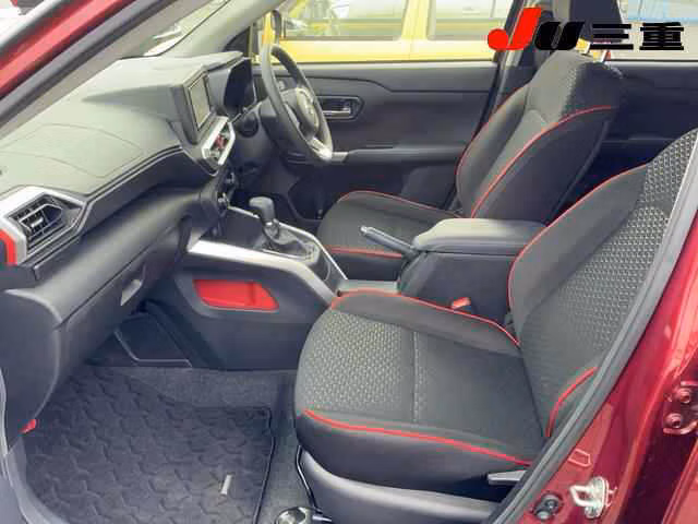 DAIHATSU ROCKY