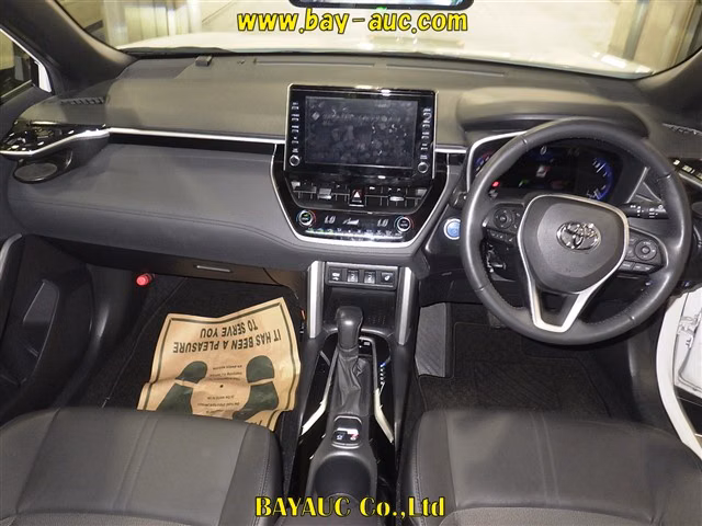 TOYOTA COROLLA CROSS