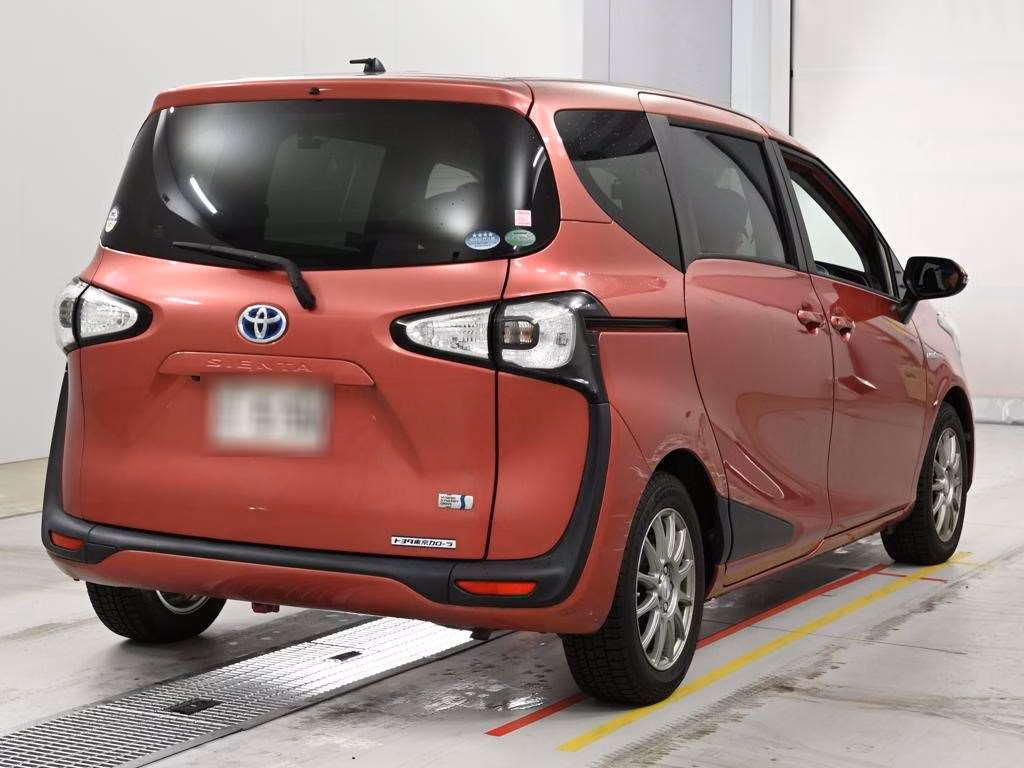TOYOTA SIENTA