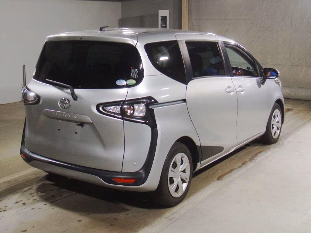 TOYOTA SIENTA