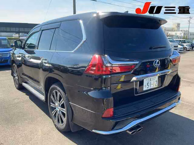 LEXUS LX570