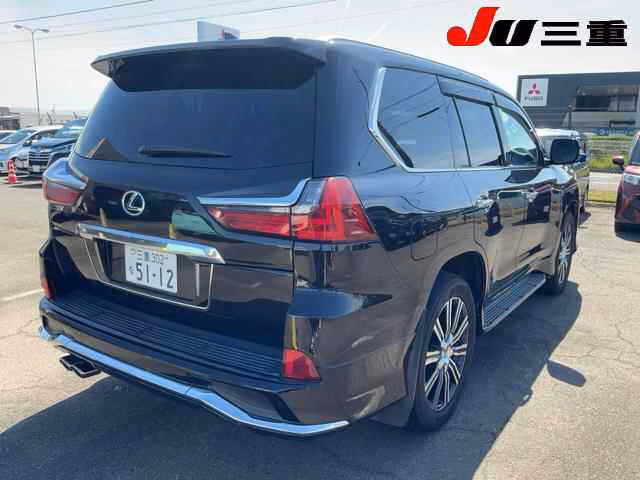 LEXUS LX570