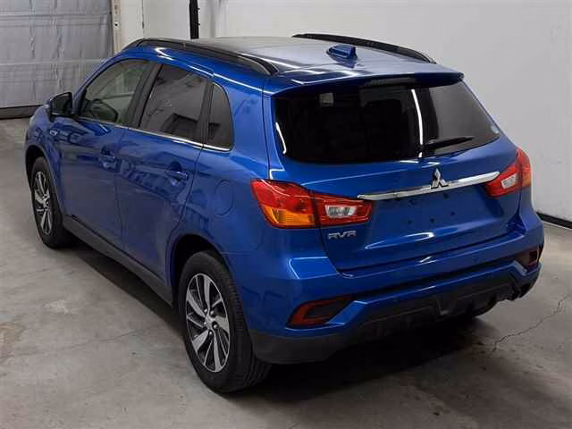 MITSUBISHI RVR