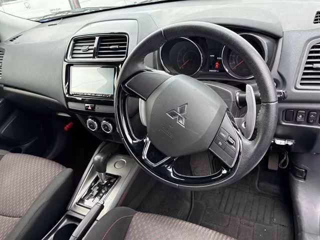 MITSUBISHI RVR