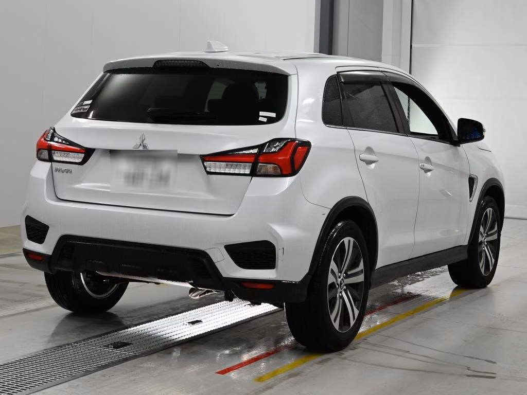MITSUBISHI RVR