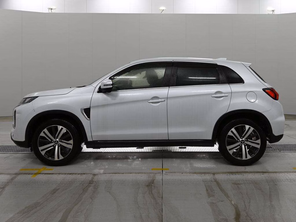 MITSUBISHI RVR