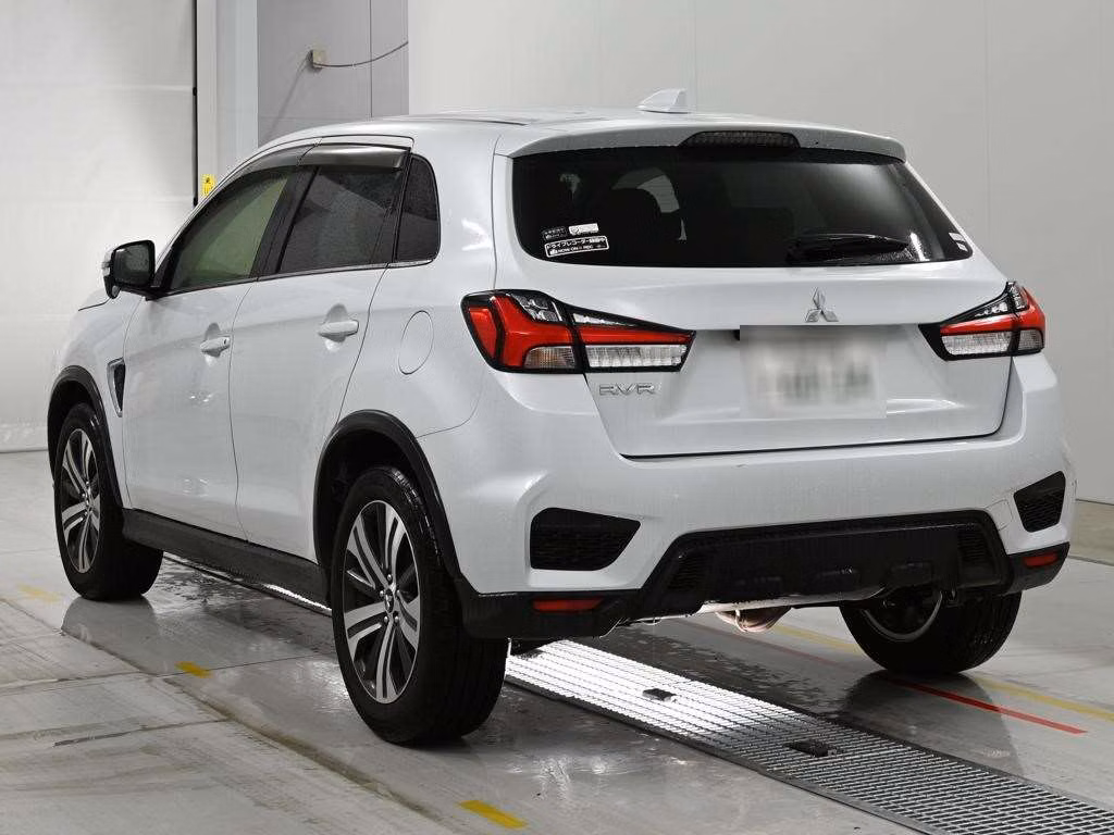 MITSUBISHI RVR