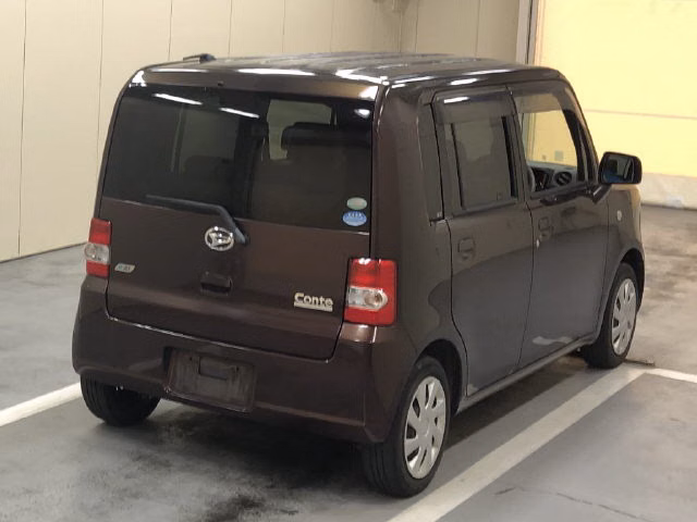 DAIHATSU MOVE CONTE