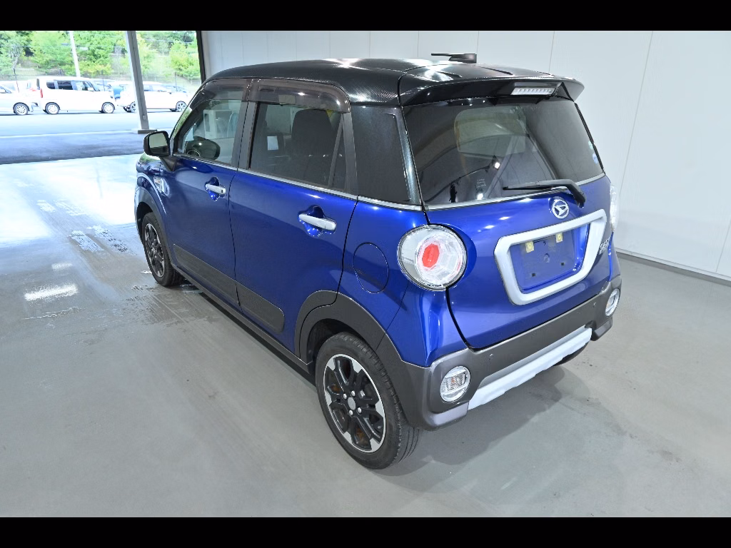 DAIHATSU CAST