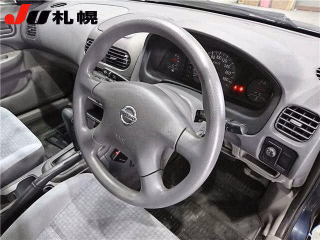 NISSAN SUNNY