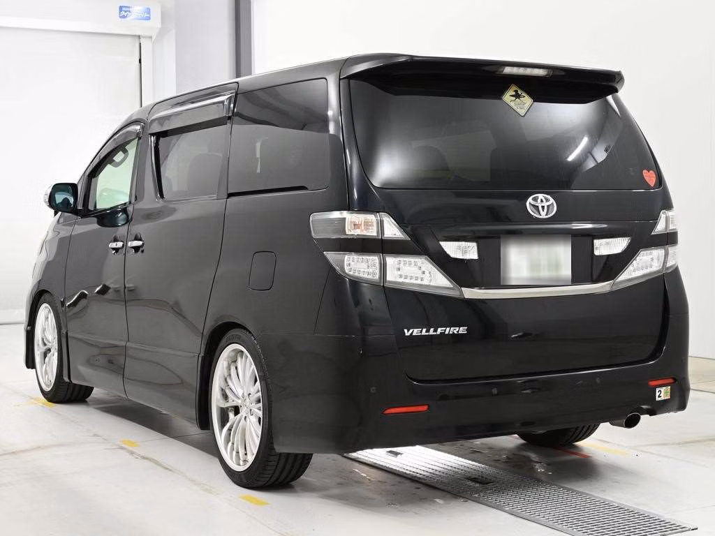 TOYOTA VELLFIRE