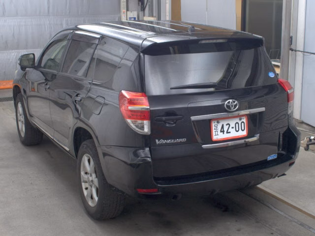 TOYOTA VANGUARD