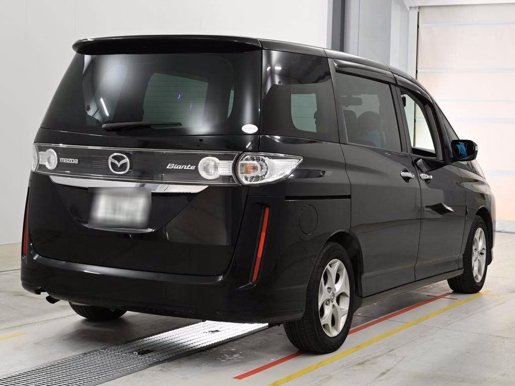 MAZDA BIANTE