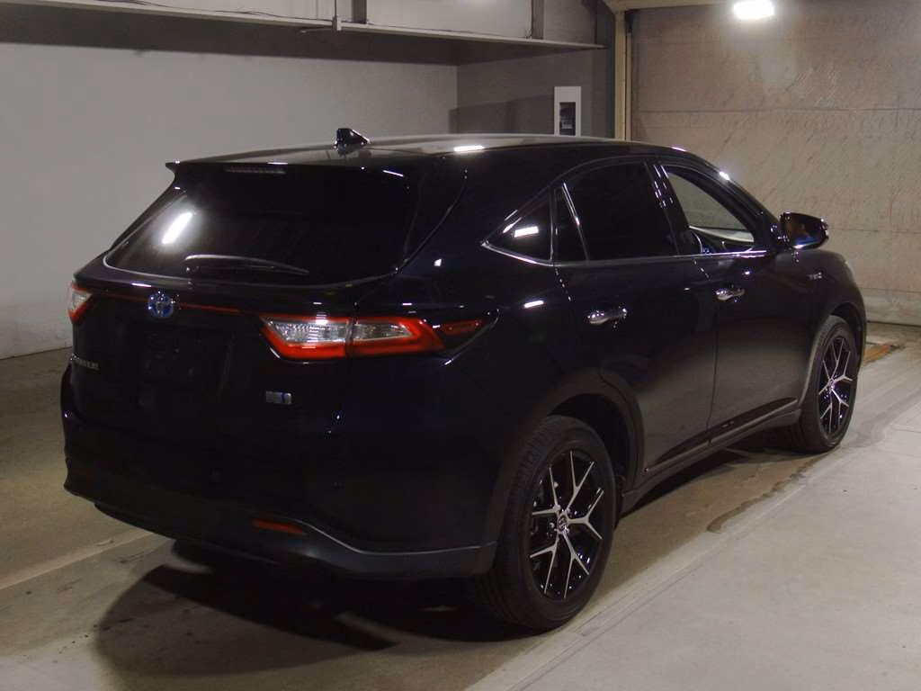 TOYOTA HARRIER