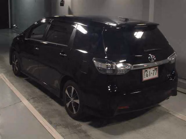 TOYOTA WISH