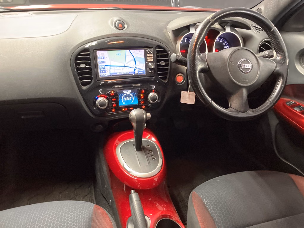 NISSAN JUKE